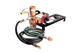 double-piston-agriculture-spray-pump-1625719257-5788397_looking for distributors